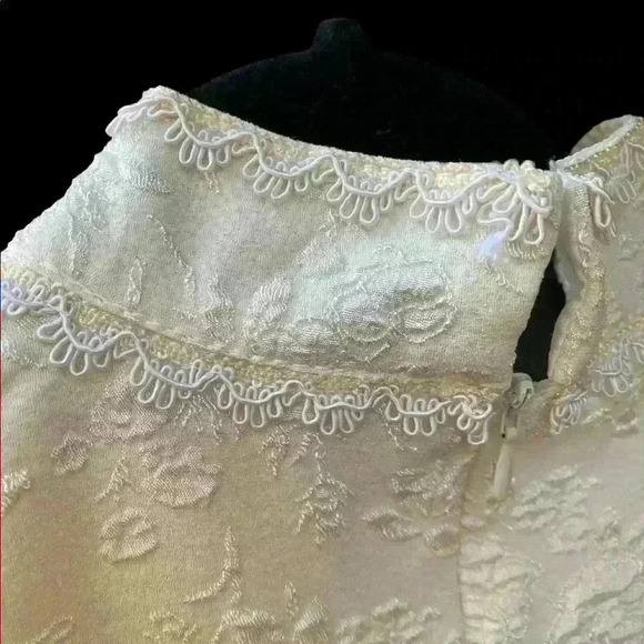 Cheongsam Wedding Dress - Picture 8 of 12